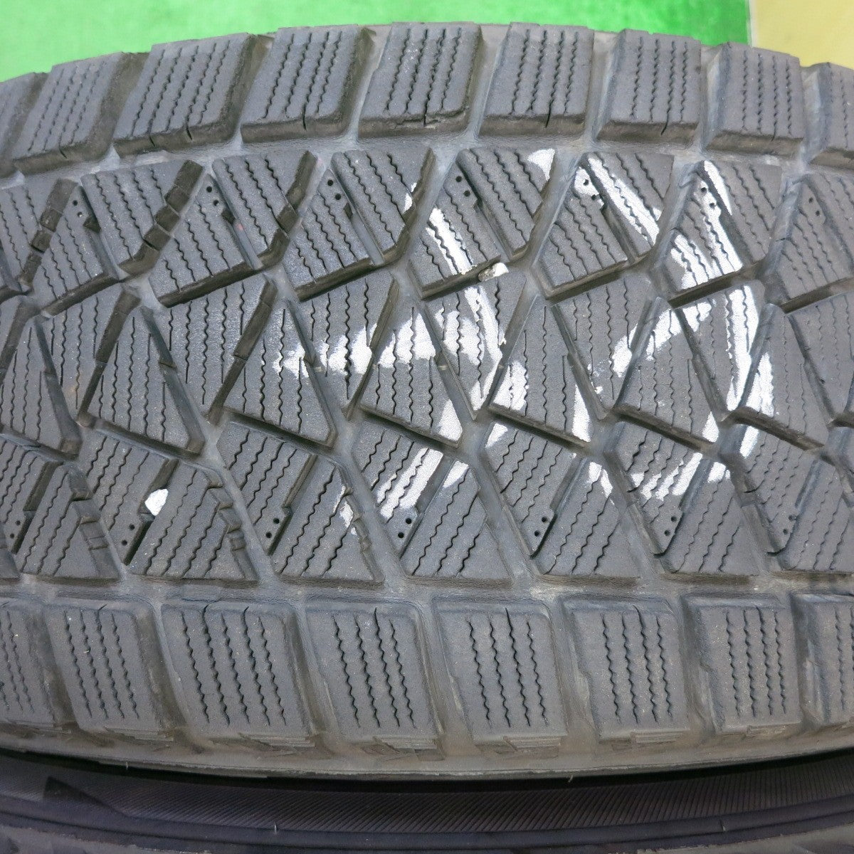バリ溝！キレイ！9.5分★スタッドレス 225/65R17 ブリヂストン ブリザック DM-V2 JOKER ジョーカー 17インチ PCD114.3/5H★5051706NJス