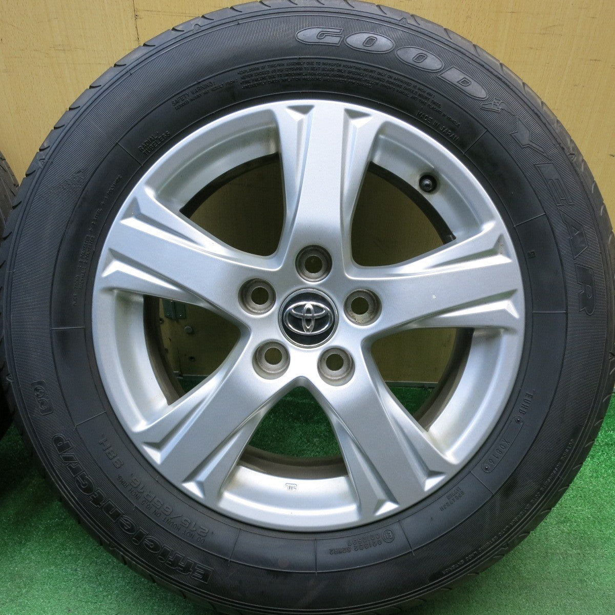 4本価格★トヨタ 30系 アルファード ヴェルファイア 純正 215/65R16 グッドイヤー EfficientGrip トーヨー トランパス R30 16インチ PCD114.3/5H★6012508HAノ