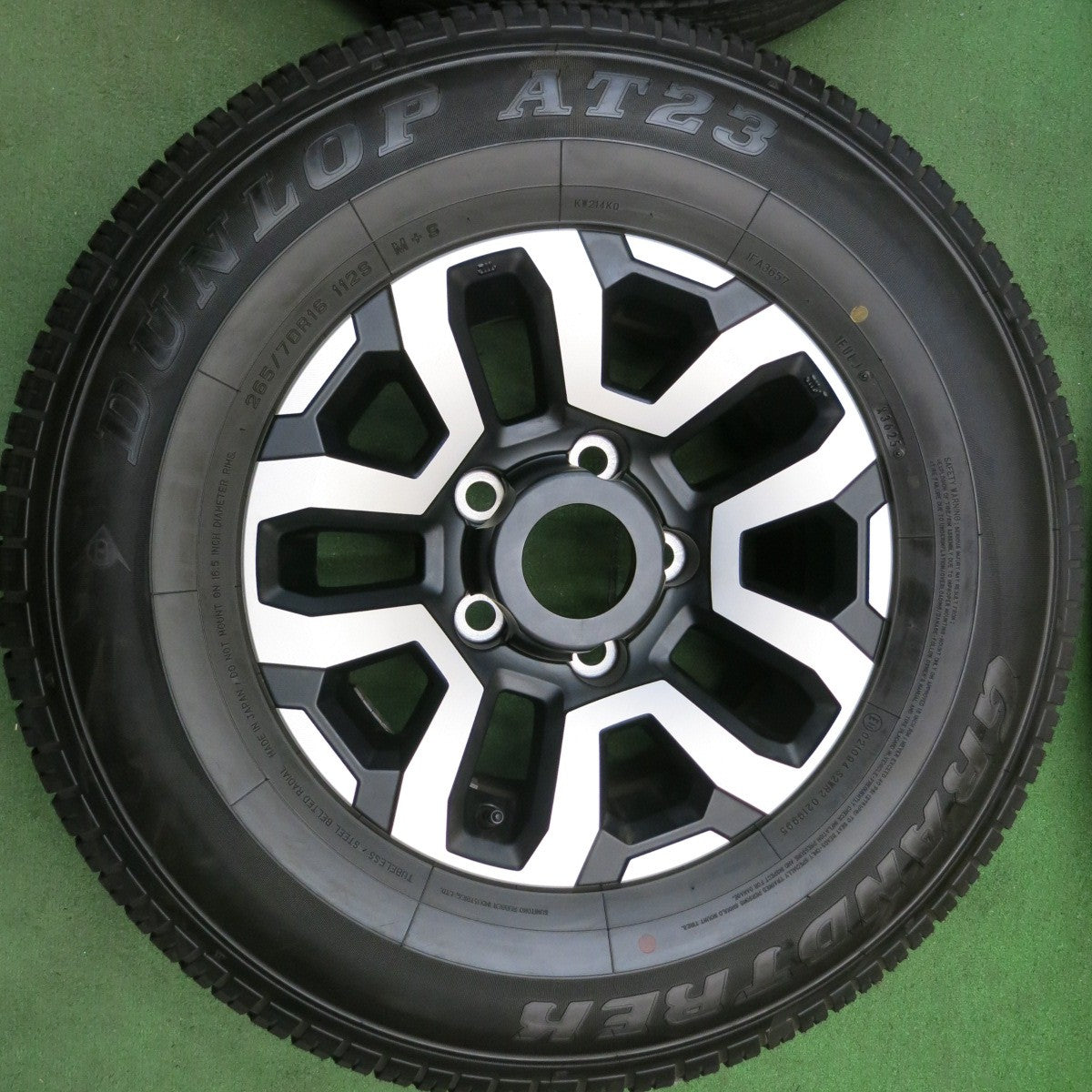 新車外し！25年★トヨタ ランクル 70 純正 265/70R16 ダンロップ AT23 グラントレック 16インチ PCD150/5H★6042608HAノ