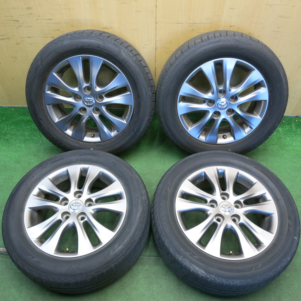 4本価格！24年★トヨタ 70系 ノア ヴォクシー 純正 205/60R16 ブリヂストン LUFT RV2 16インチ PCD114.3/5H★6053005HAノ