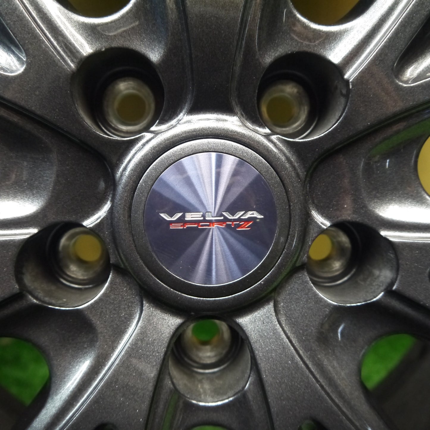 ほぼ未使用！23年！キレイ★スタッドレス 205/55R17 トーヨー ウインター トランパス TX VELVA SPORTZ ヴェルヴァ 17インチ PCD114.3/5H★5120209Hス