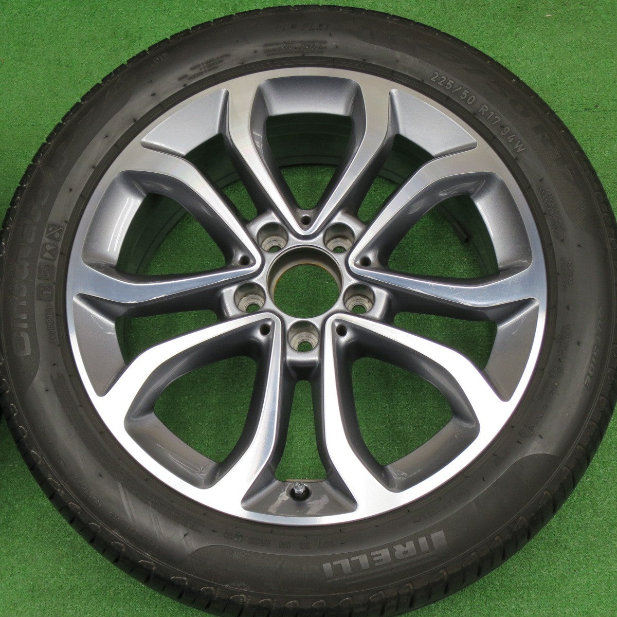 バリ溝！8.5分★ベンツ Cクラス W205 純正 225/50R17 ピレリ Cinturato P7 17インチ PCD112/5H★6030101NKノ