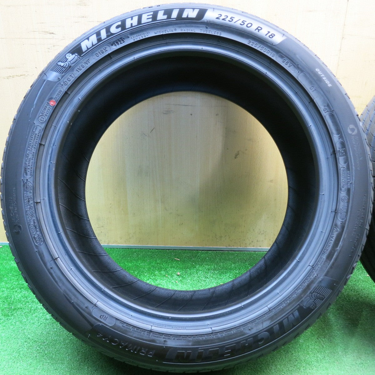 新車外し！25年★225/50R18 ミシュラン プライマシー4 PRIMACY4 タイヤ 18インチ C-HR ヴェゼル カローラクロス エスティマ 等★6040512HAノタ