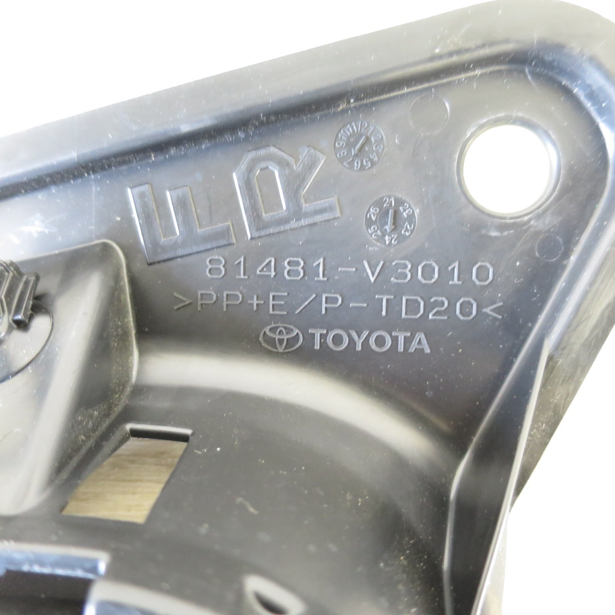 送料無料] 新車外し！左右セット◇トヨタ 200系 ハイエース スーパー