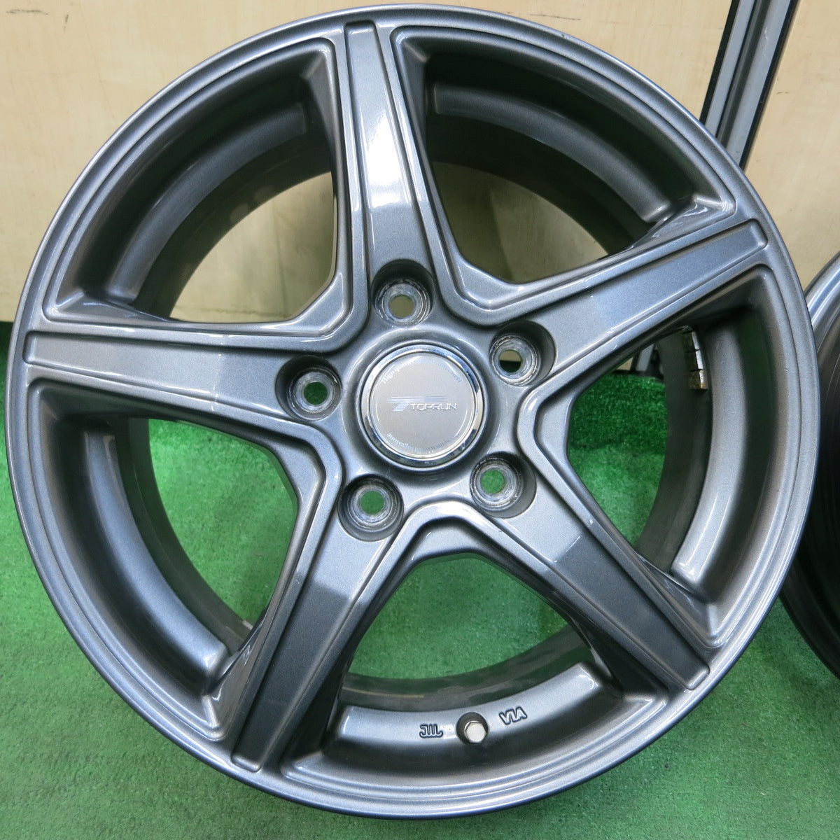 [送料無料] 4本価格★TOPRUN トップラン 15インチ ホイール 15×6J PCD114.3/5H★4103104SYホ