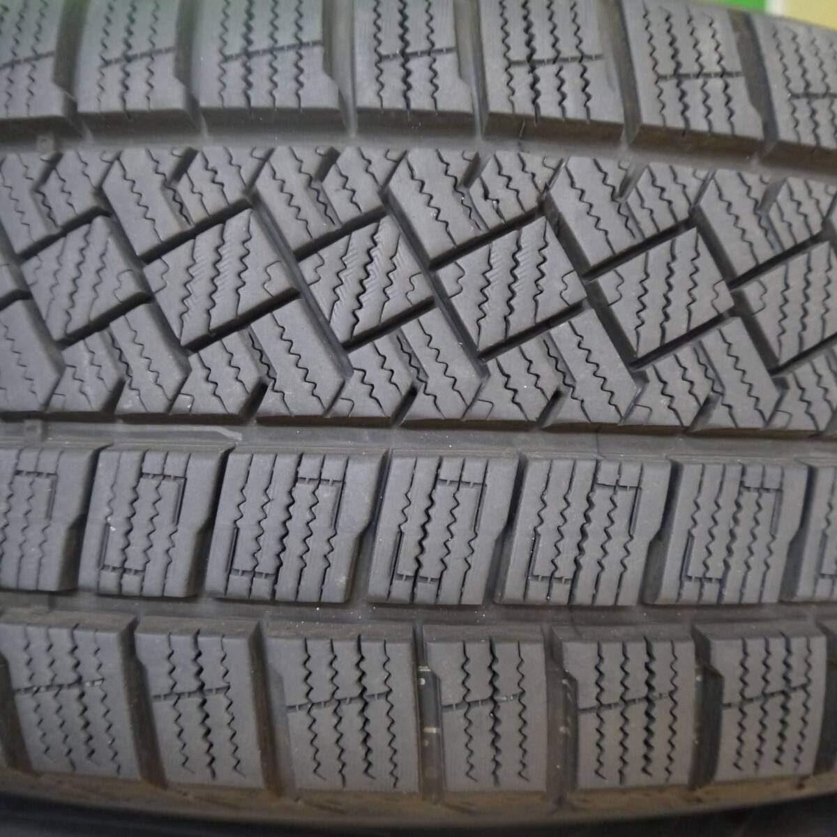 バリ溝！24年！キレイ！9.5分★スタッドレス 195/65R15 ピレリ アイスゼロ アシンメトリコ VIOLENTO ヴィオレント 15インチ PCD114.3/5H★5032503Hス