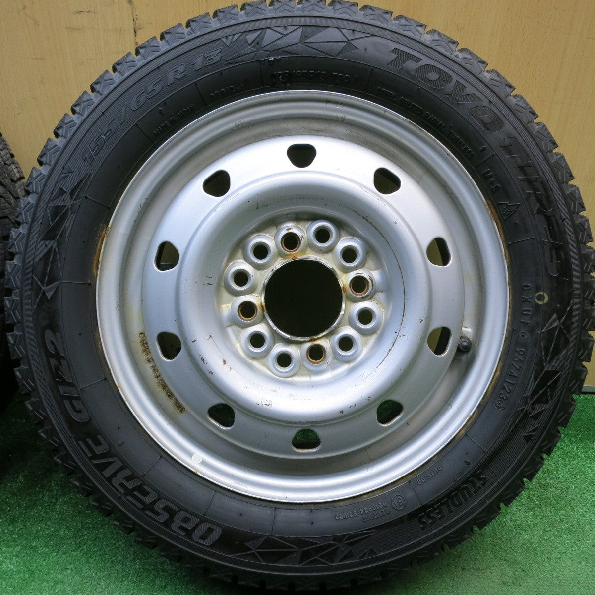 バリ溝！23年！9.5分以上★スタッドレス 155/65R13 トーヨー オブザーブ GIZ2 スチール ホイール 13インチ PCD100 110 114.3/4H マルチ★6022618HAス