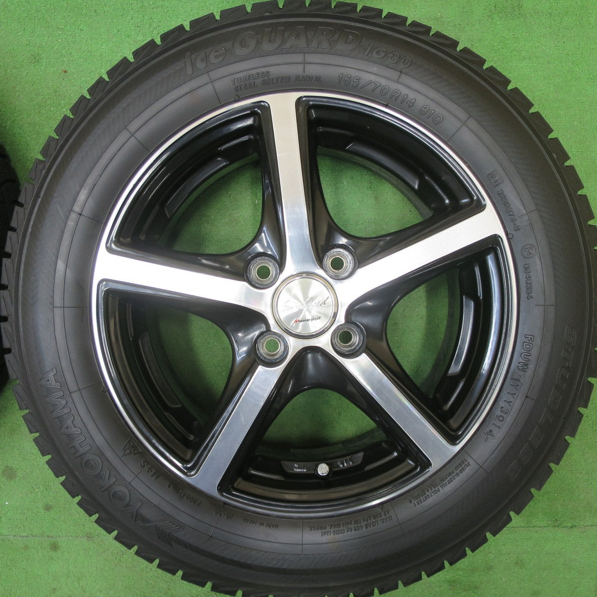 バリ溝！キレイ！9.5分★スタッドレス 165/70R14 ヨコハマ アイスガード iG30 EuroSpeed MANARAY SPORT 14インチ マナレイ PCD100/4H★5051702TTス