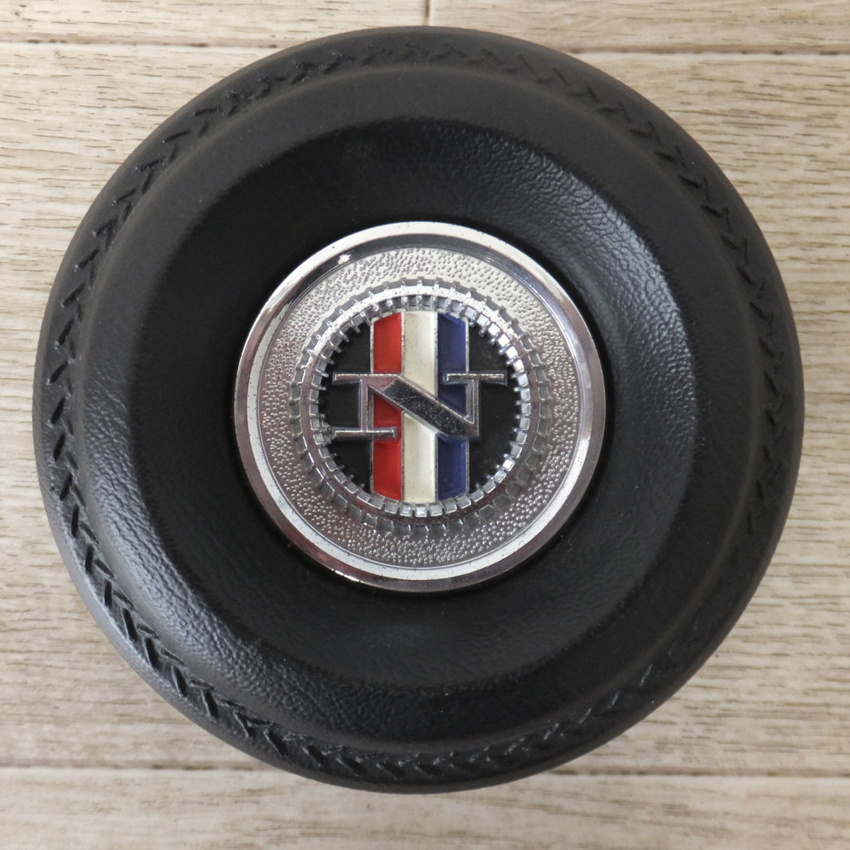 ★日産(?) NISSAN ホーンボタン 詳細不明品　旧車 当時物★