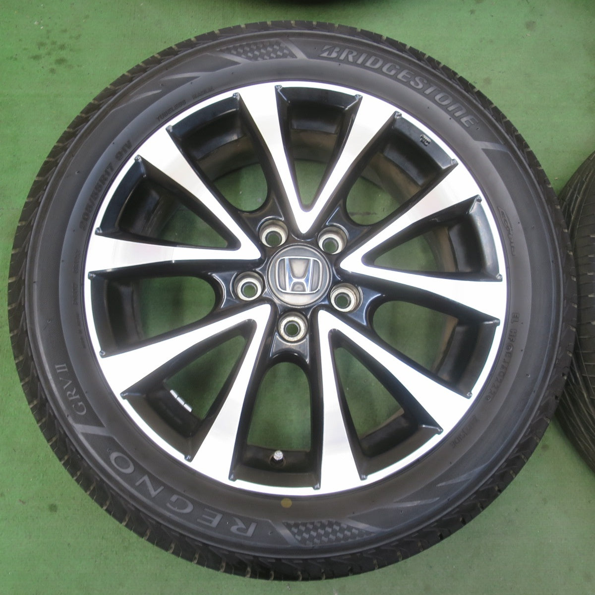 バリ溝！22年！9.5分★ホンダ RK ステップワゴン スパーダ 純正 205/55R17 ブリヂストン レグノ GRVⅡ 17インチ PCD114.3/5H★6022506イノ