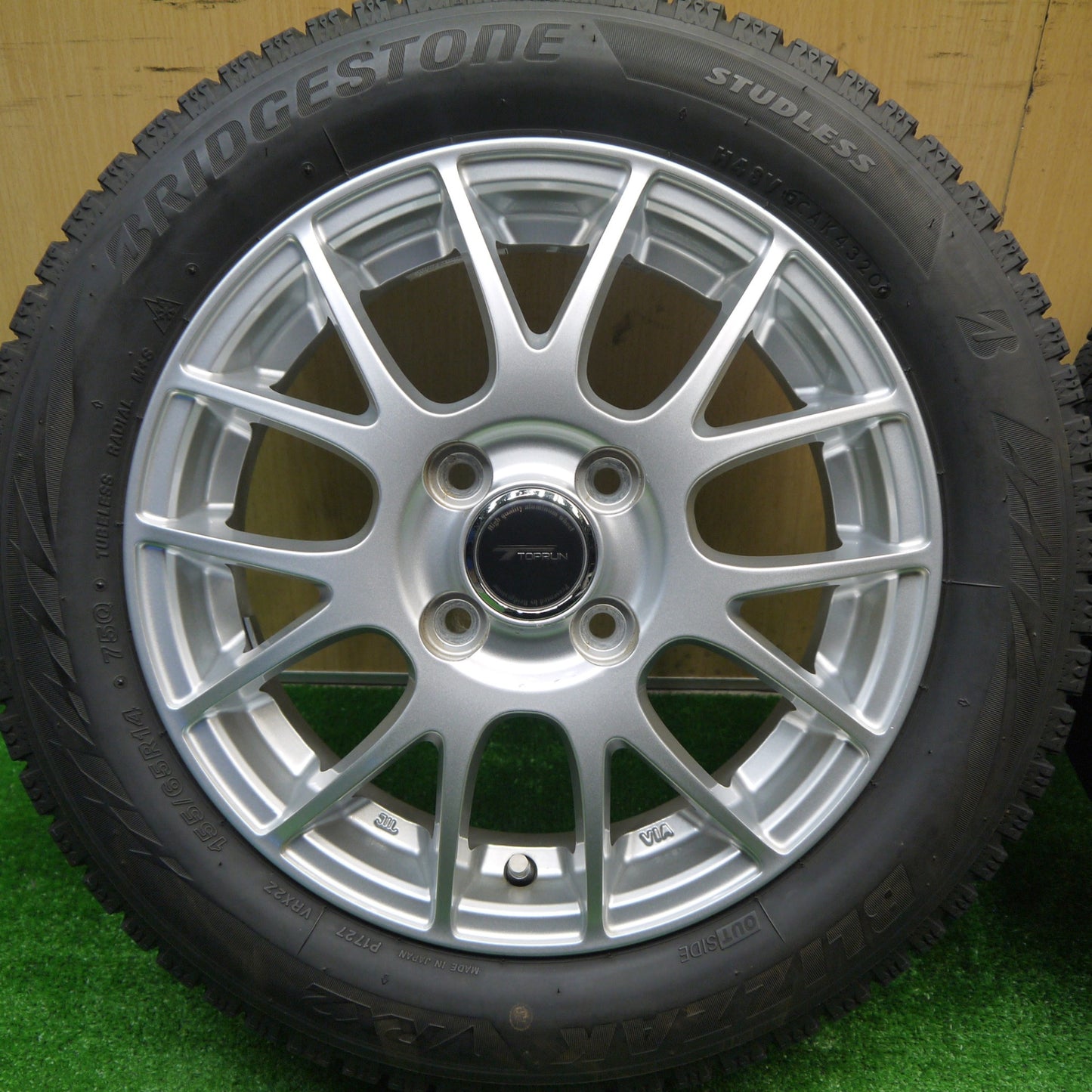 キレイ★スタッドレス 155/65R14 ブリヂストン ブリザック VRX2 TOPRUN トップラン 14インチ PCD100/4H★5102401Hス