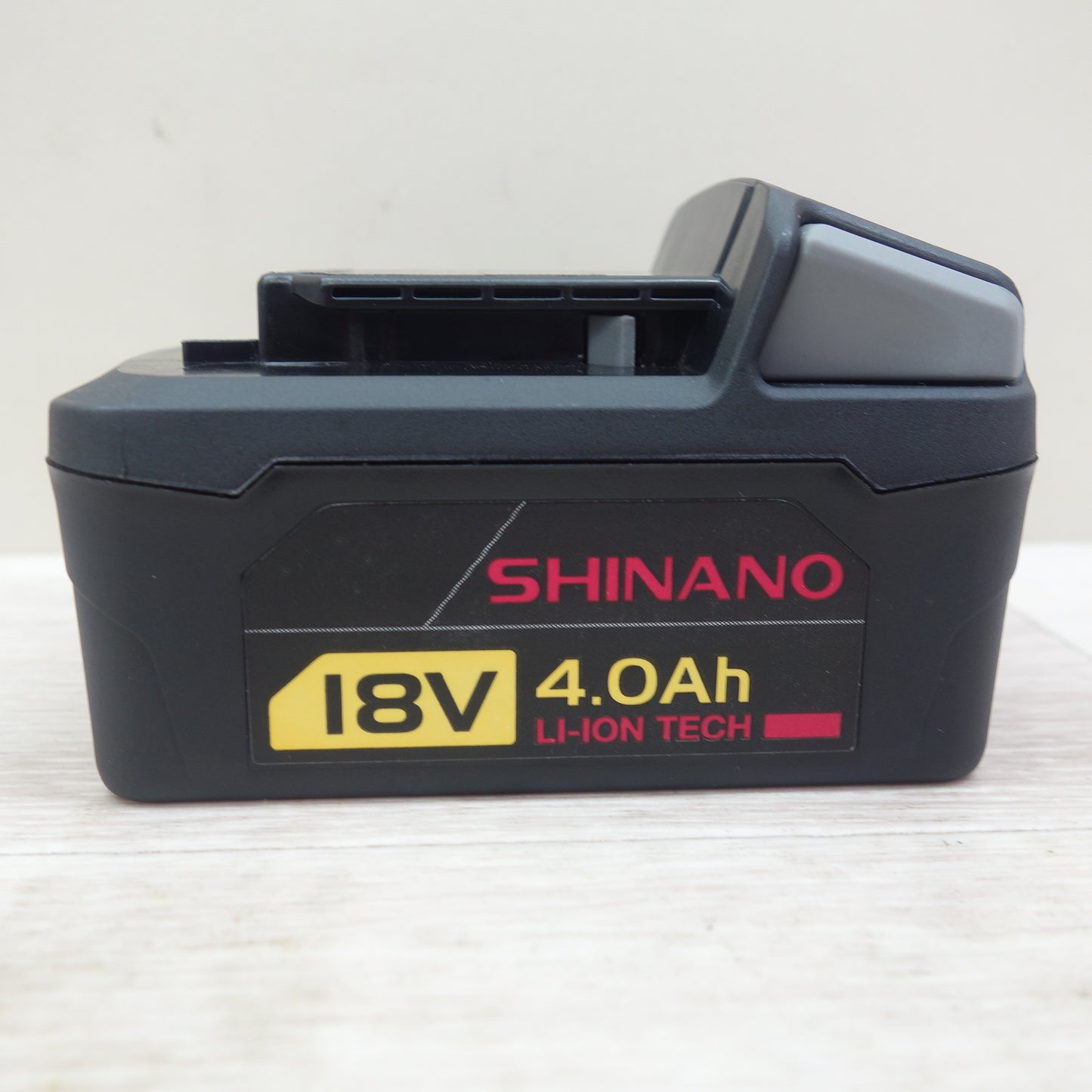 [送料無料] 未使用☆SHINANO リチウム イオン バッテリー 18V 4.0Ah  SI-170W用  電池 パック SI-B2029LA-2  電動 工具☆