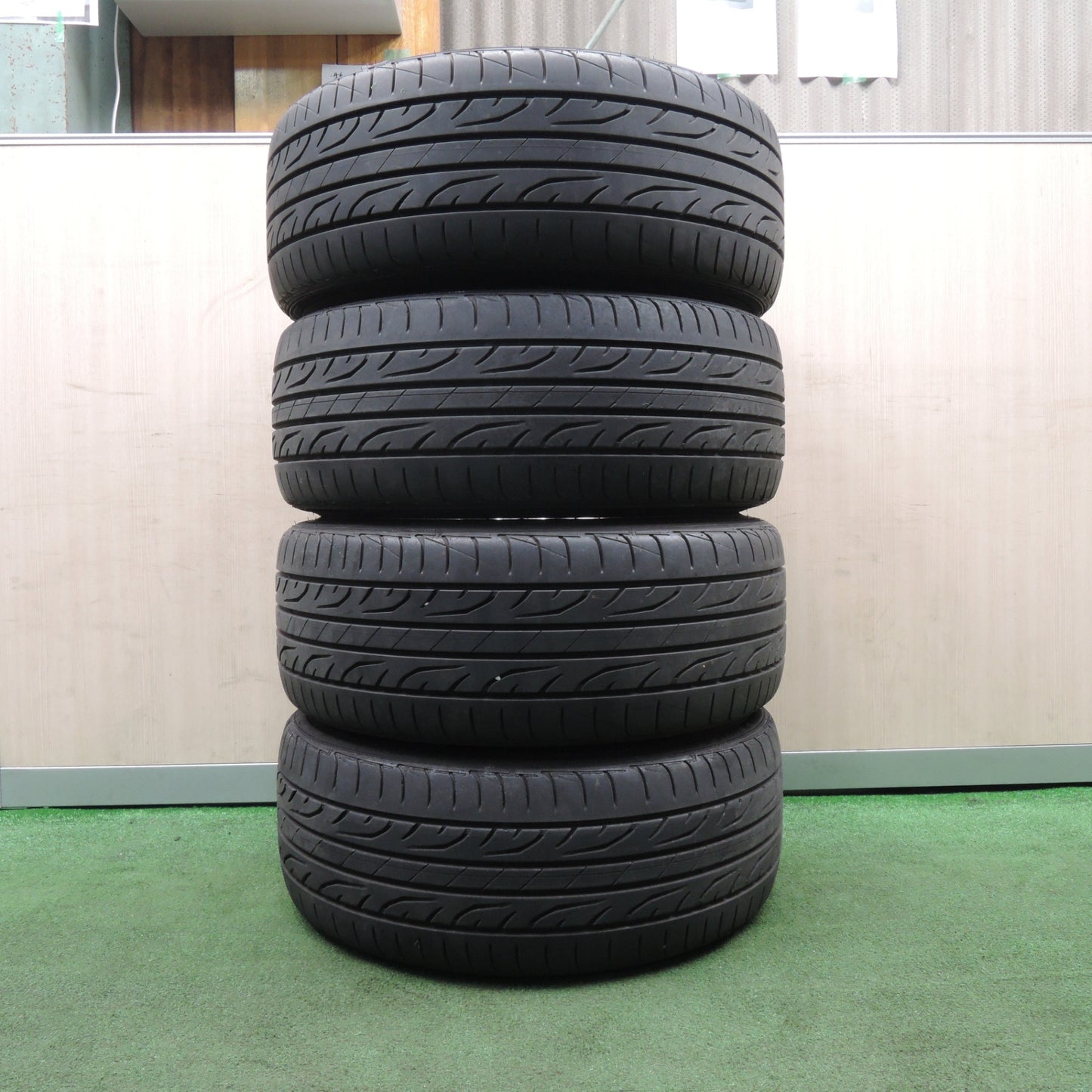 *送料無料* 4本価格★245/35R19 MAVERICK マーベリック 210S ダンロップ LE MANS LM704 19インチ PCD114.3/5H★4030413NJノ