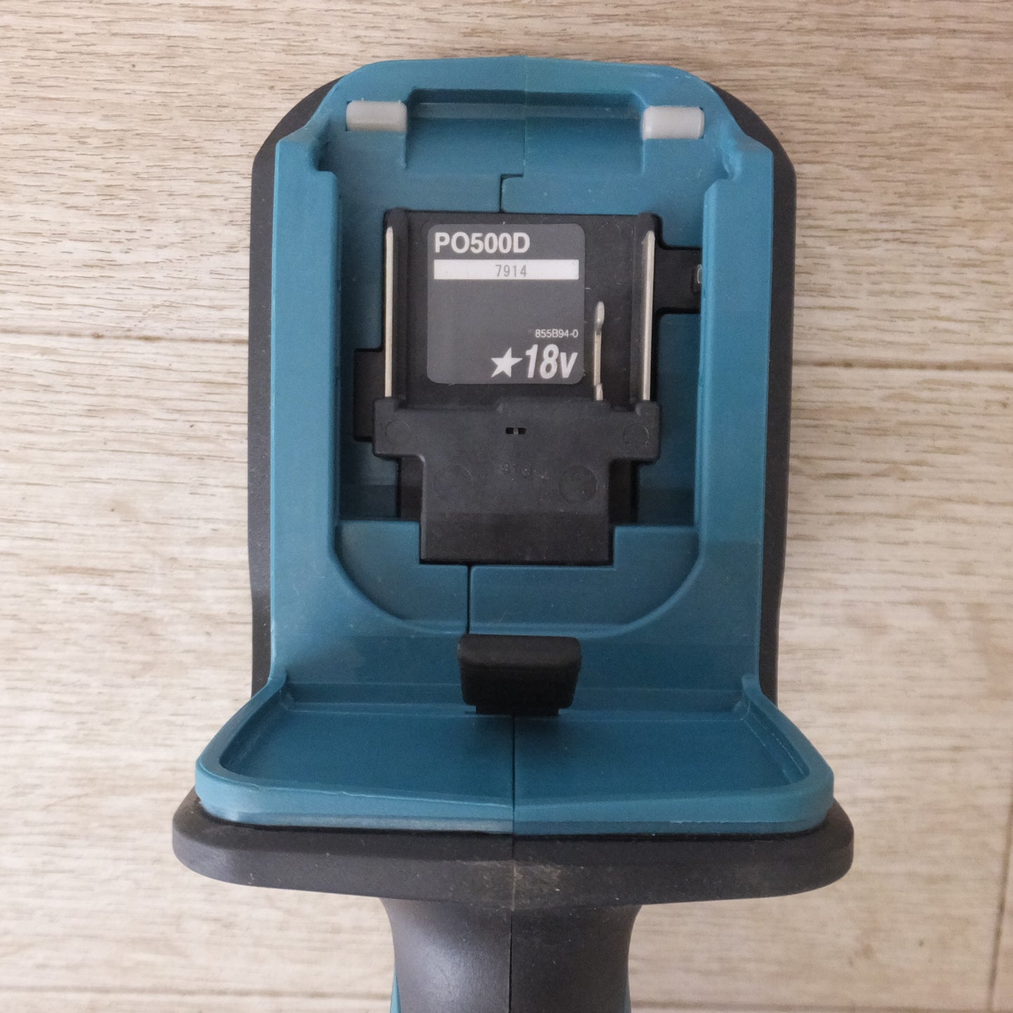 [送料無料] 美品★マキタ makita 125mm 充電式ランダムオービットポリッシャ PO500D 18V 本体のみ★