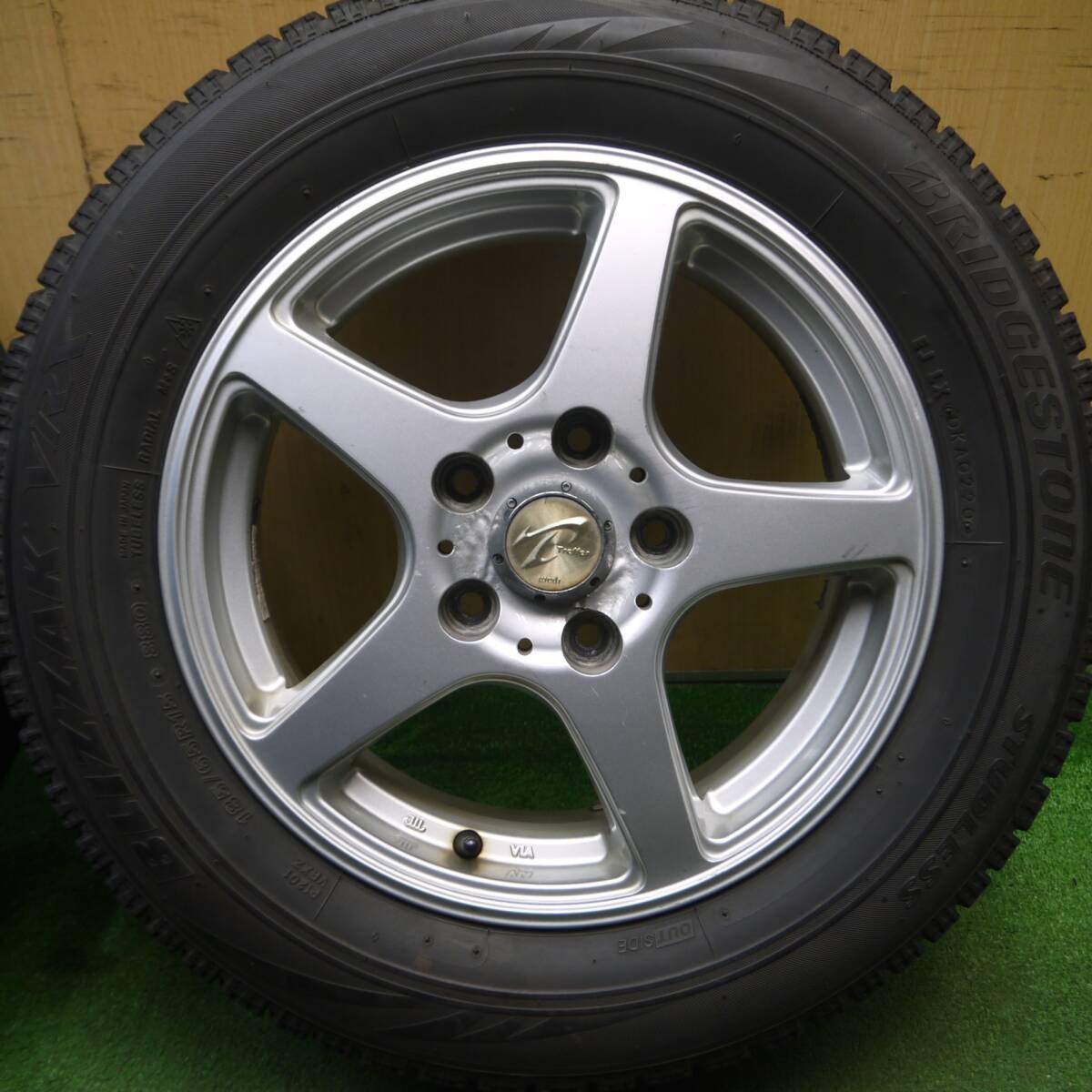 4本価格★スタッドレス 185/65R15 ブリヂストン ブリザック VRX Treffer トレファー 15インチ PCD114.3/5H★5022810Hス
