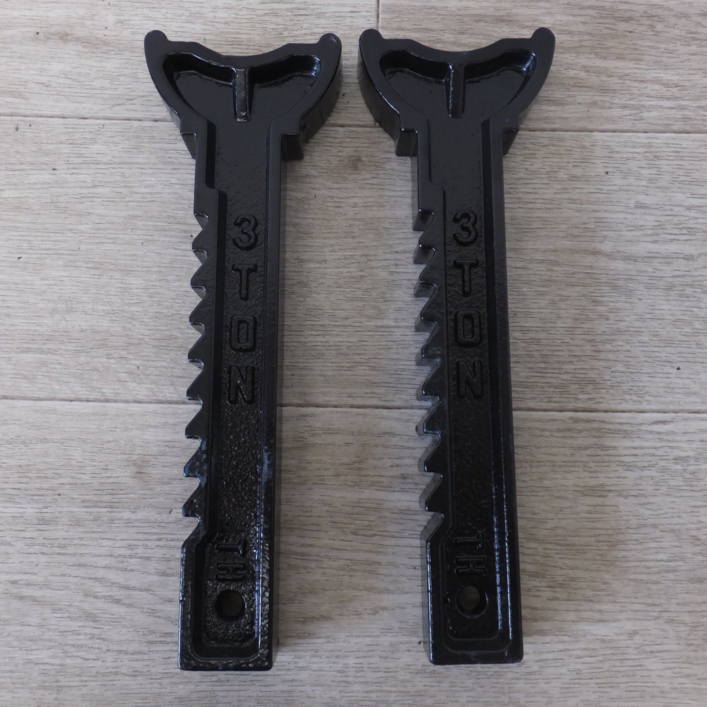 [送料無料] 美品★大自工業 メルテック Meltec ジャッキスタンド ヘビー FA-82 3t 2台入　高さ 約 290～415mm★