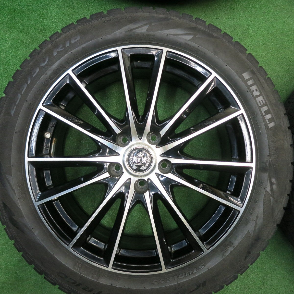 4本価格★Lehrmeister SOLAIA V7 235/50R18 スタッドレス ピレリ アイスアシンメトリコ レアマイスター ソライア 18インチ PCD114.3/5H★5041808TNノ