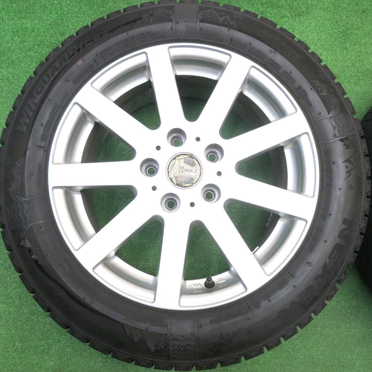 バリ溝！23年！ほぼ10分★スタッドレス 205/60R16 ネクセン ウィンガード ice2 AIZE 社外 アルミ 16インチ PCD114.3/5H★5111306HAス
