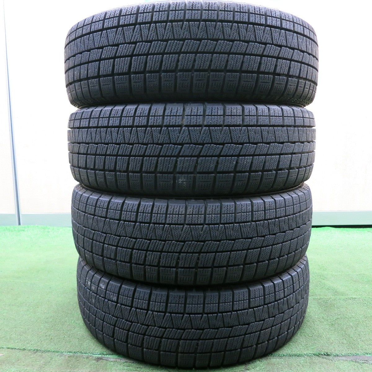 *送料無料* バリ溝！キレイ！9分★軽サイズ スタッドレス BADX S-HOLD 165/55R15 ナンカン CORSAFA 15インチ PCD100/4H★4052706HAス
