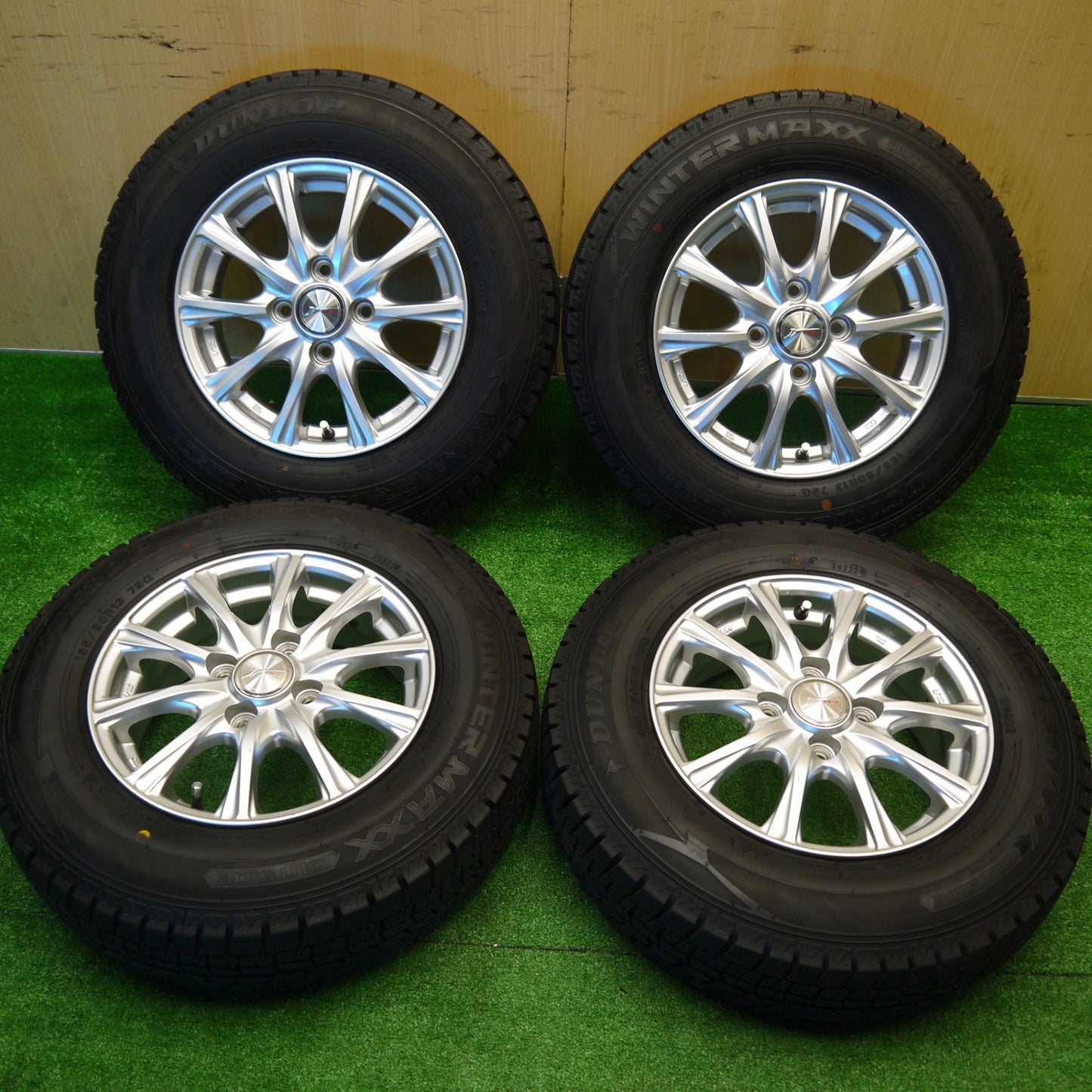 バリ溝！22年！キレイ！9.5分以上★スタッドレス 155/80R13 ダンロップ ウインターマックス WM02 JOKER ジョーカー 13インチ PCD100/4H★5101703Hス