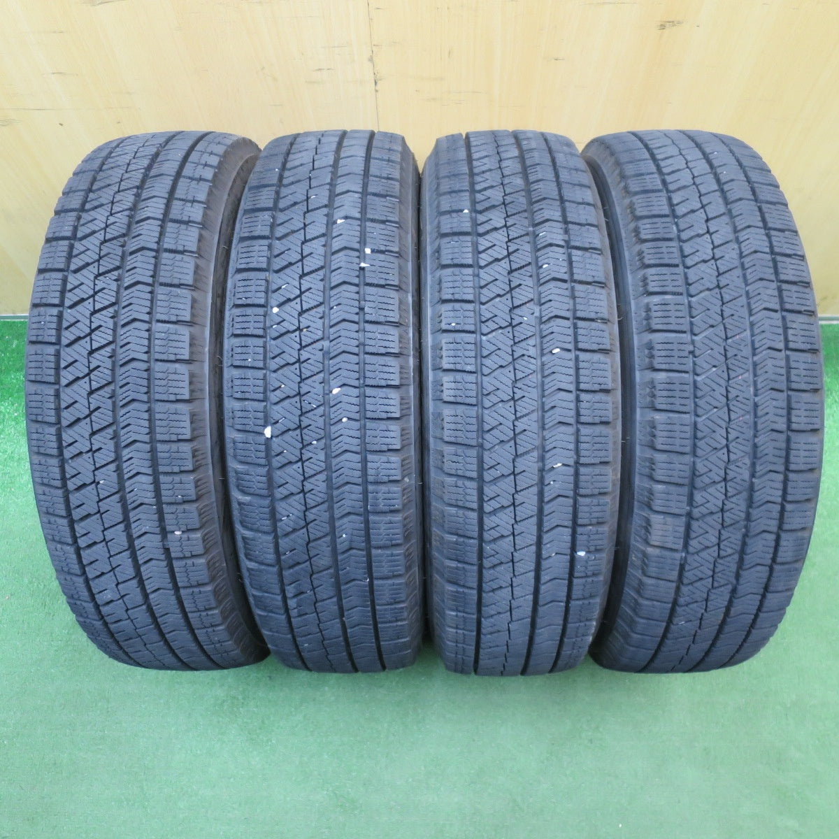 バリ溝！22年！キレイ！8.5分★スタッドレス 155/65R14 ブリヂストン ブリザック VRX2 BALMINUM BR10 バルミナ 14インチ PCD100/4H★6033102NJス