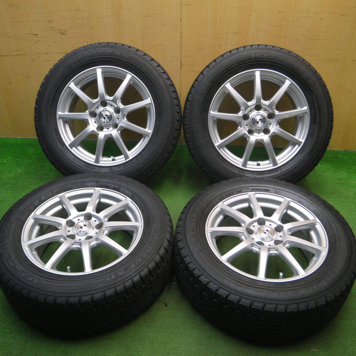 バリ溝！キレイ！9.5分★スタッドレス 205/65R16 グッドイヤー アイスナビ ZEA GMach 16インチ PCD114.3/5H★5030403Hス
