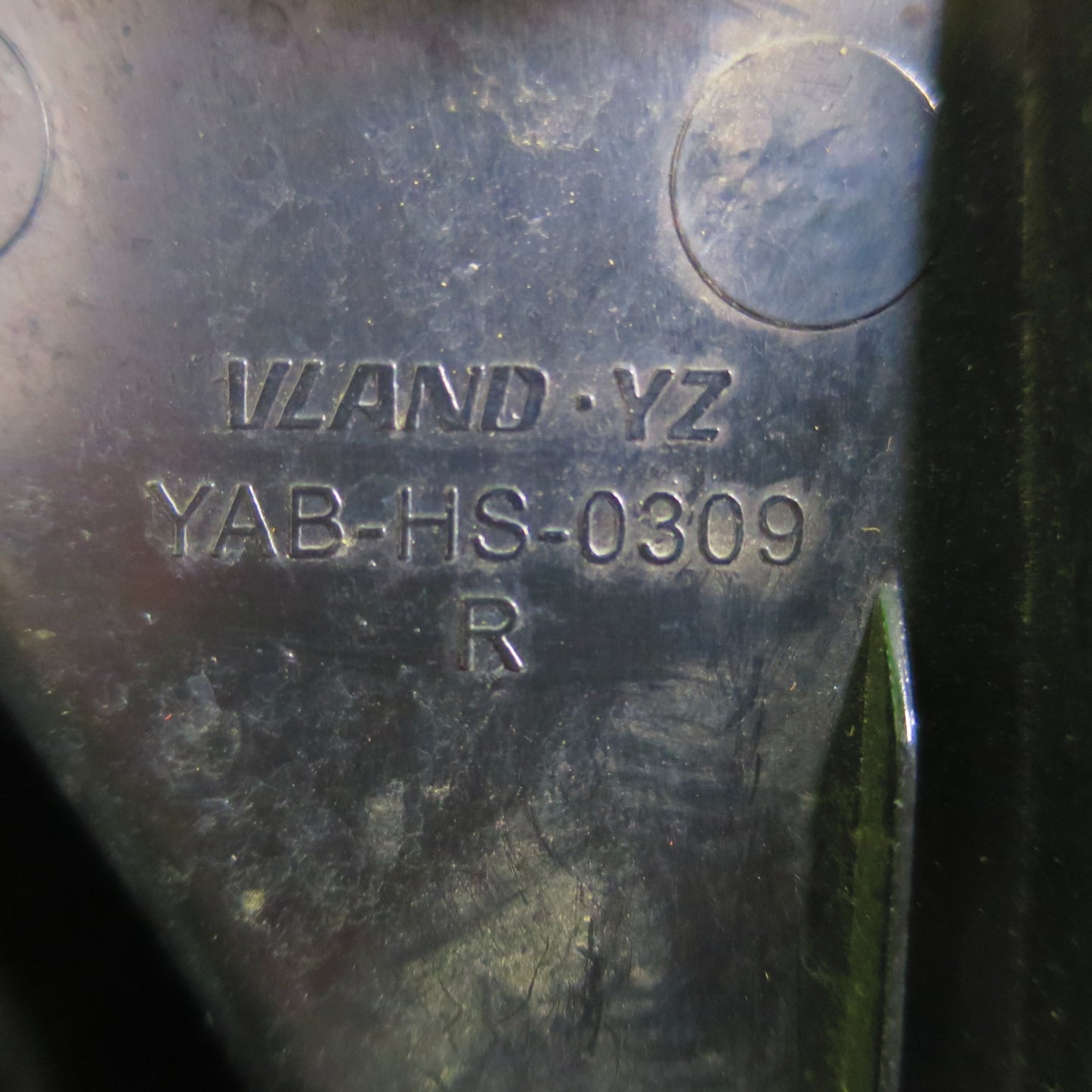 [送料無料] ☆VLAND テールライト 左右セット YAB-HS-0309 200系 ハイエース 社外 スモーク 流れるウインカー カスタム 車☆