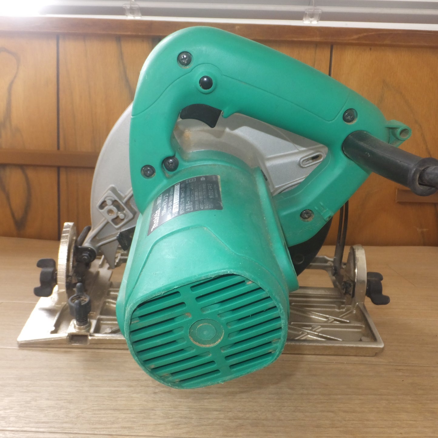 [送料無料] ★マキタ makita 190mm マルノコ M582　100V～ 11A 50-60Hz 1050W★