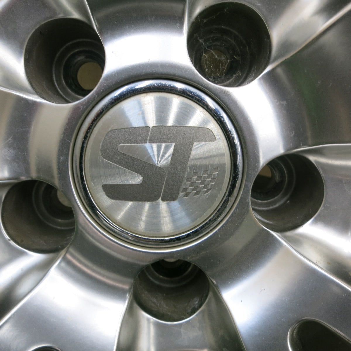 4本価格★アウディ 等 SPORTECHNIC 225/45R18 ダンロップ VEURO VE303 スポーツテクニック 18インチ PCD112/5H★5042909ナノ