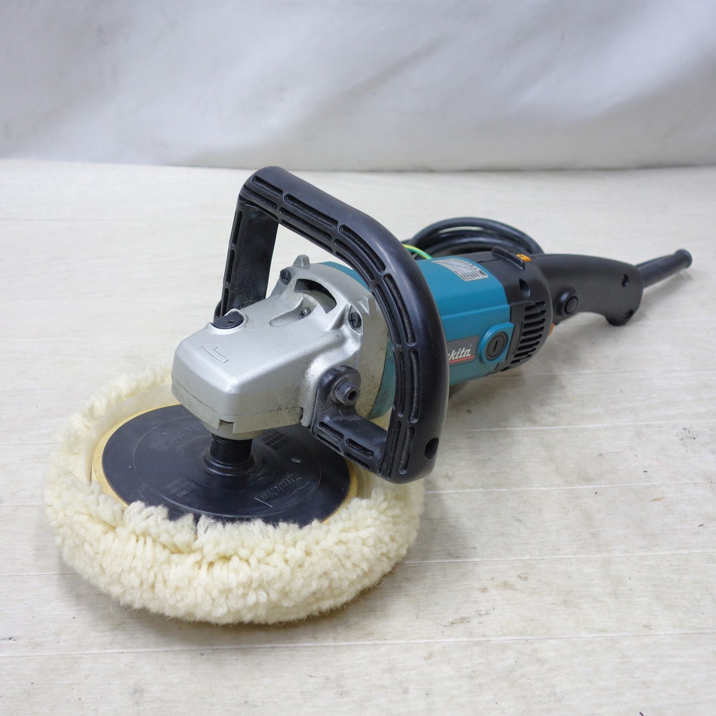 [送料無料] ◆makita マキタ 180㎜ サンダポリッシャ 9227C 研磨機 電動工具 100V 50/60Hz◆