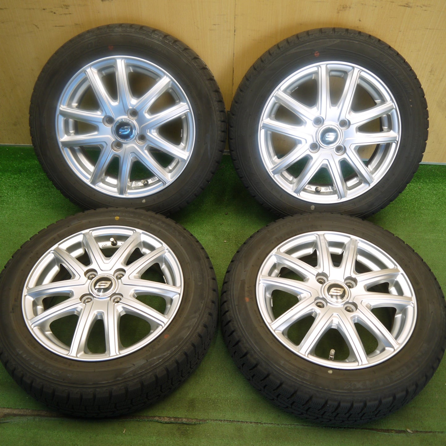 バリ溝！キレイ！9分◎スタッドレス 155/65R14 ダンロップ ウインターマックス WM02 STRANGER ストレンジャー 14インチ PCD100/4H◎6062210Hス