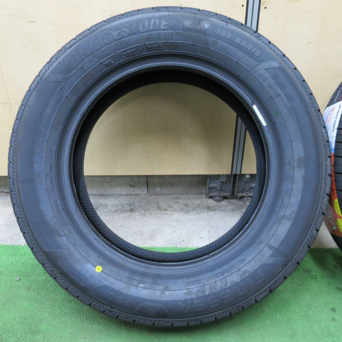 未使用！26年★185/65R15 ブリヂストン FINESSA HB01 フィネッサ タイヤ 15インチ フリード アクア ヤリス クロス ヴィッツ オーラ ノート シエンタ 等★6032301NGノタ