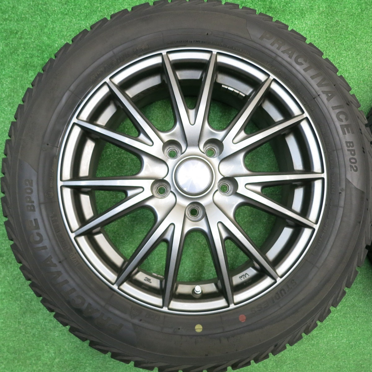 バリ溝！22年！8.5分★スタッドレス 205/60R16 プラクティバ アイス BP02 ヨコハマ VELVA SPORT ヴェルヴァ スポーツ 16インチ PCD114.3/5H★5102504HAス