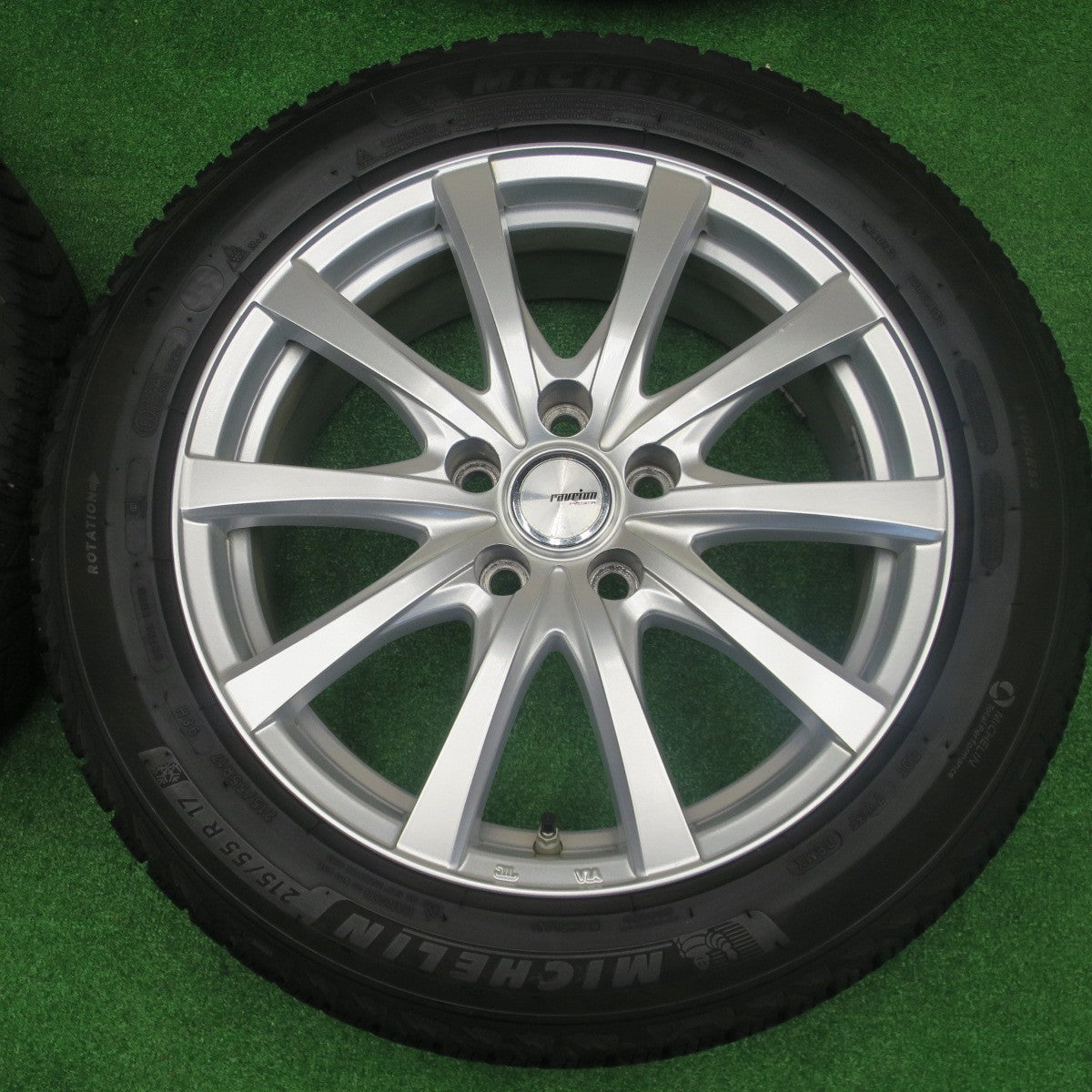 バリ溝！9分★スタッドレス 215/55R17 ミシュラン X-ICE SNOW ravrion RS01 ラブリオン 17インチ PCD114.3/5H★5121405NKス