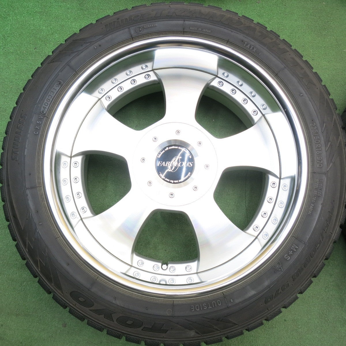 バリ溝！9.5分！付属品付き★スタッドレス 235/50R18 トーヨー ウインター トランパス TX FABULOUS PROFOUND ファブレス 18インチ PCD114.3/4H 5H マルチ★6051415HAス