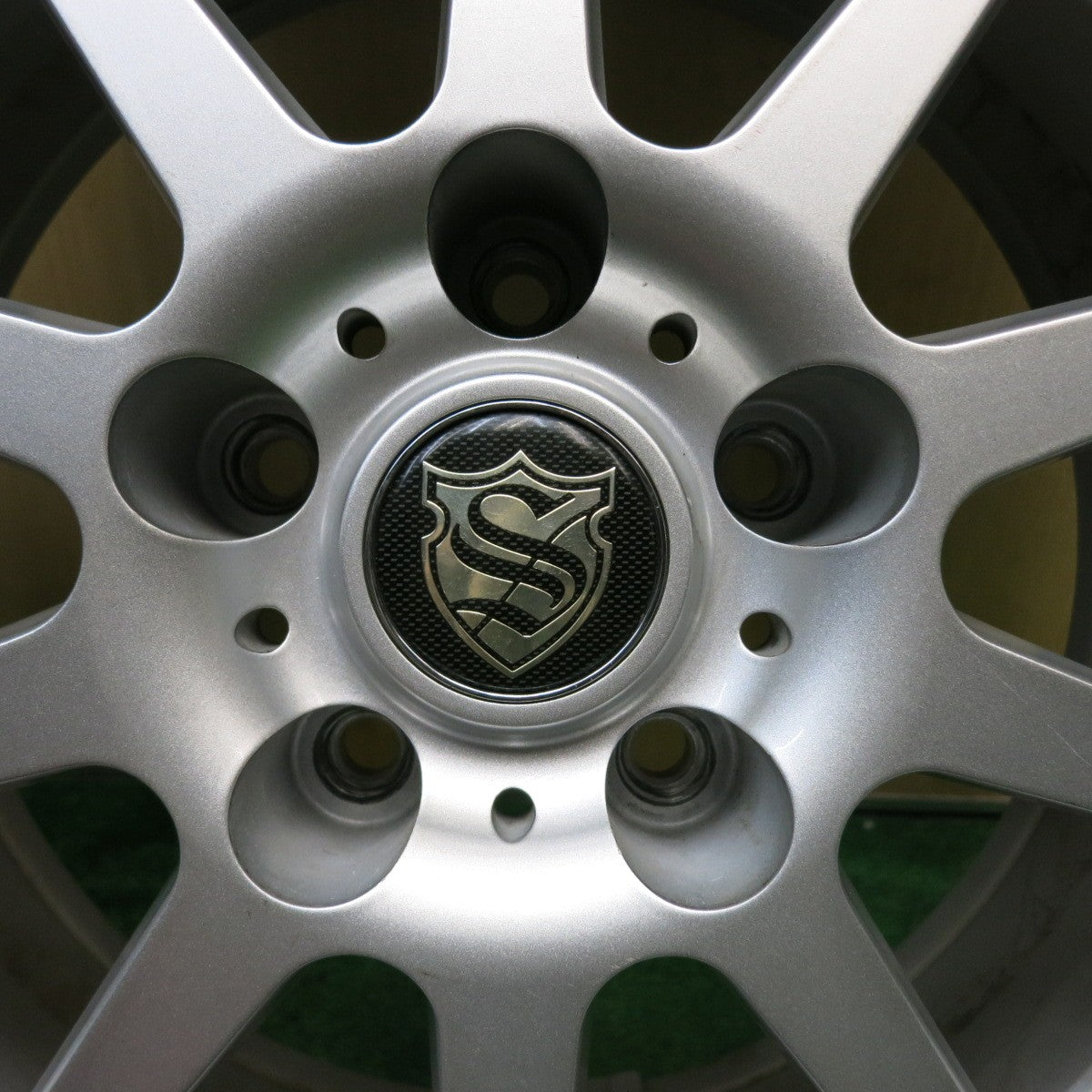 バリ溝！キレイ！9.5分★スタッドレス 205/60R16 ヨコハマ アイスガード iG50 プラス 社外 アルミ 16インチ PCD114.3/5H★5080212HAス