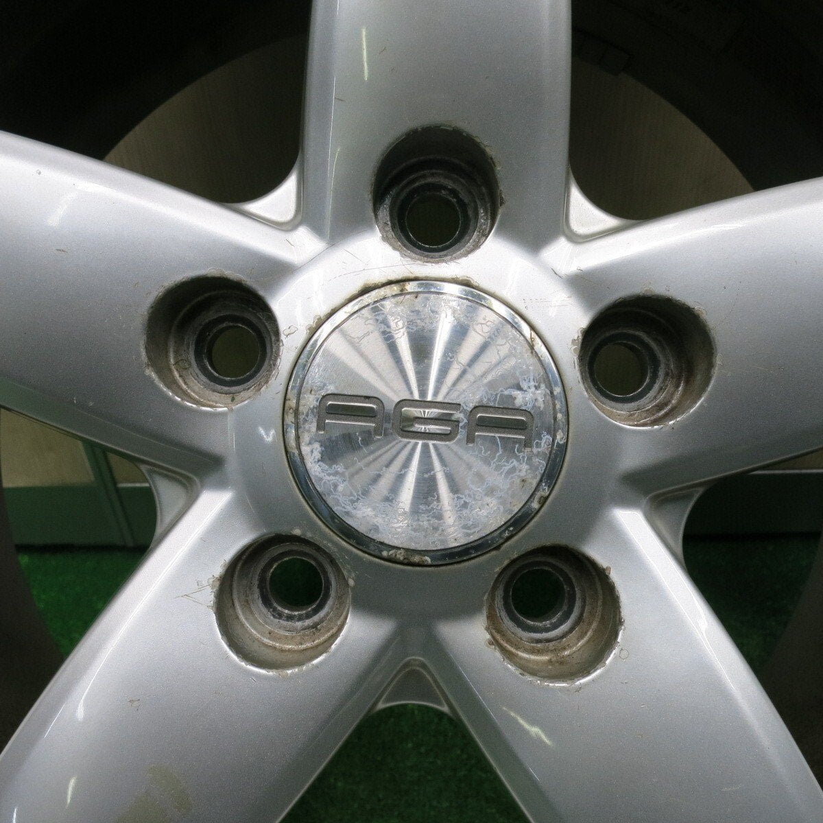 バリ溝！21年！9.5分★ワーゲン等 AGA TARGA 205/55R16 スタッドレス ヨコハマ アイスガード iG60 16インチ PCD112/5H★4112707TNス