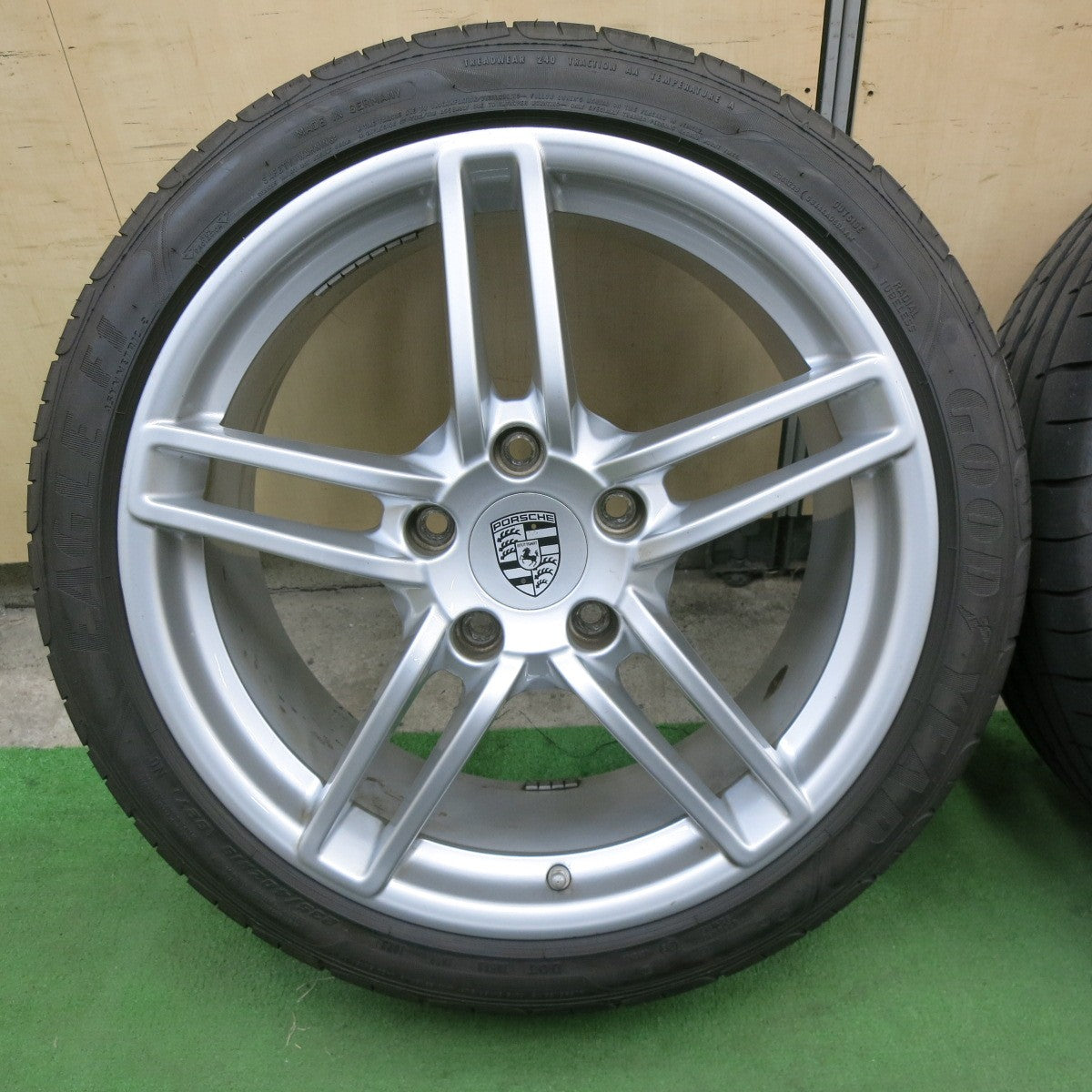 バリ溝！23年！9分★ポルシェ 991 911カレラ 純正 235/40R19 285/35R19 グッドイヤー イーグル F1 アシメトリック2 19インチ PCD130/5H★6012604ナノ