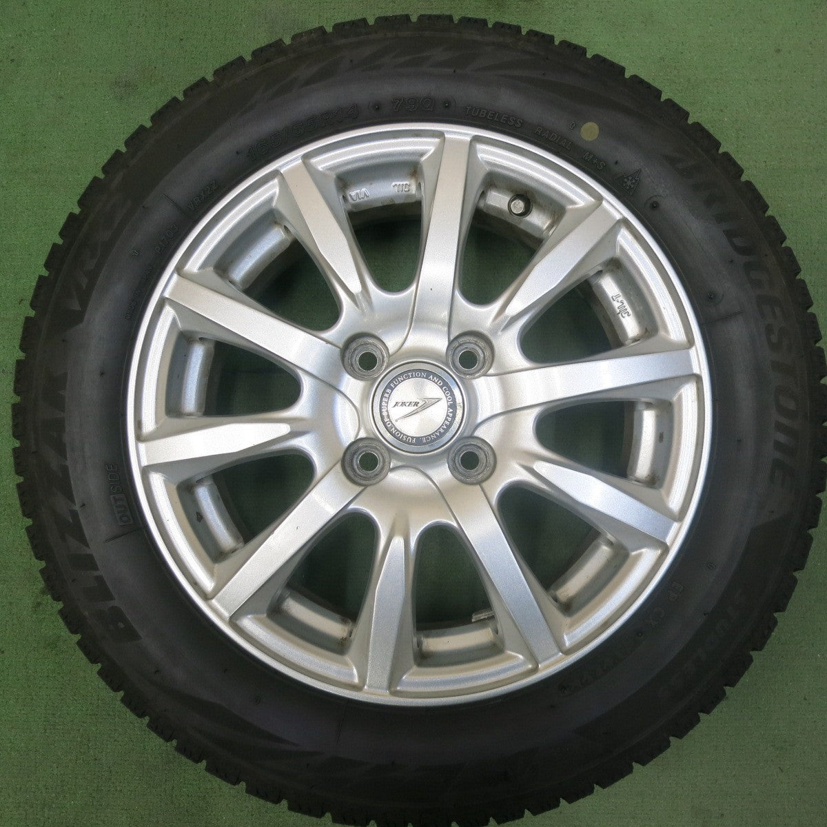 バリ溝！23年！9分★スタッドレス 165/65R14 ブリヂストン ブリザック VRX2 JOKER ジョーカー 14インチ ソリオ ハスラー 等 PCD100/4H★5102201SKス