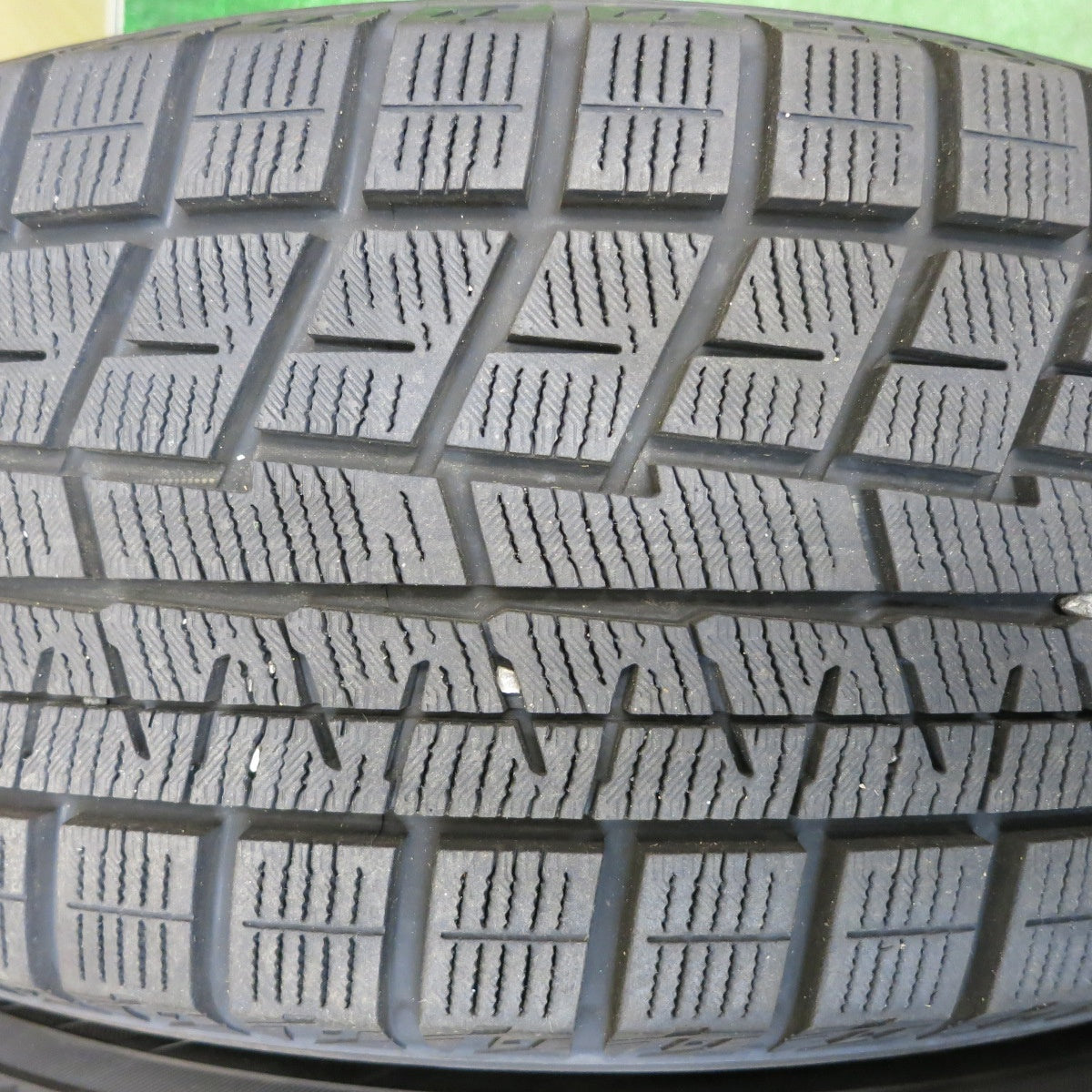 超バリ溝！キレイ！9.5分以上★スタッドレス 215/60R17 ヨコハマ アイスガード iG60 D.O.S. modica モディカ 17インチ PCD114.3/5H★6012904HAス