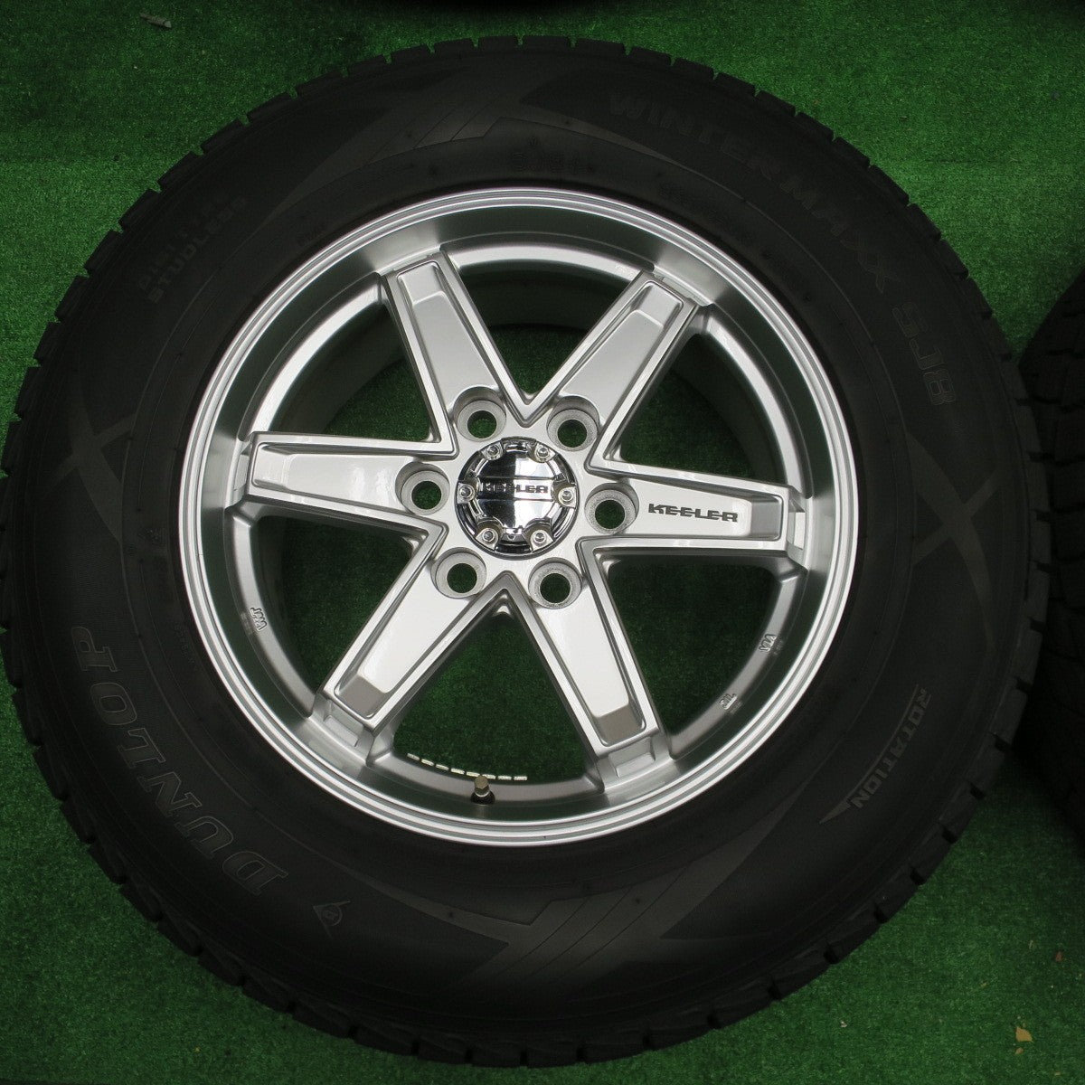 バリ溝！23年！キレイ！9.5分★KEELER TACTICS 265/65R18 スタッドレス ダンロップ ウインターマックス SJ8 SJ8+ キーラー タクティクス 18インチ PCD139.7/6H★5120501NKス
