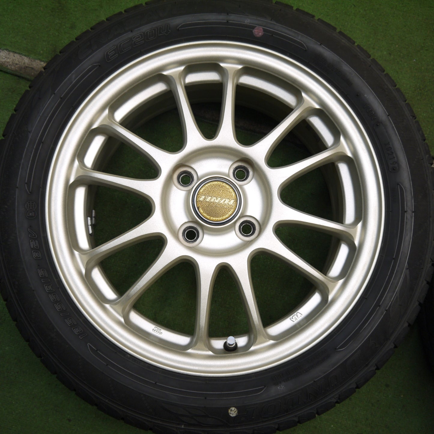 バリ溝！9.5分★185/55R15 ダンロップ エナセーブ EC204 FINAL MIND ファイナル マインド 15インチ PCD100/4H★5072803Hノ