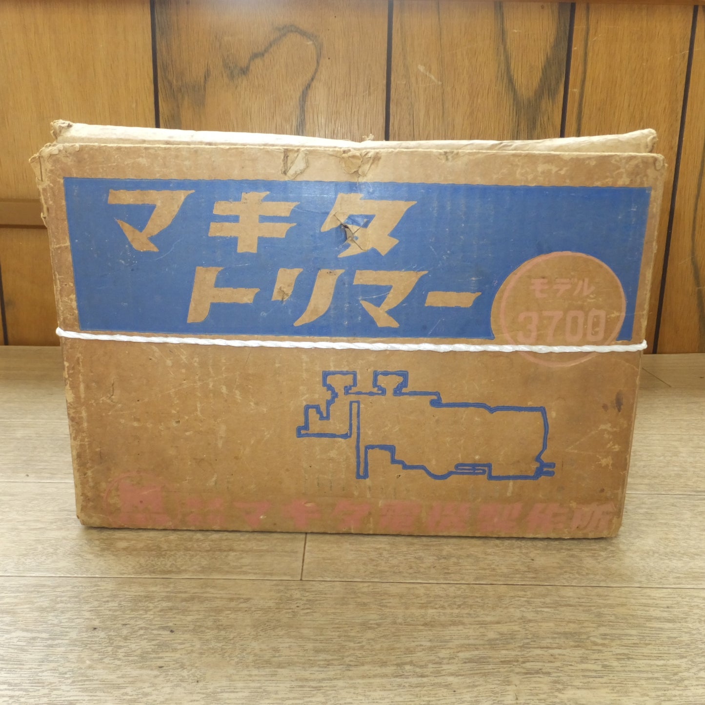 [送料無料] ★マキタ makita トリマー 3700　100V 4.5A 50-60Hz 440W 30000/min.★