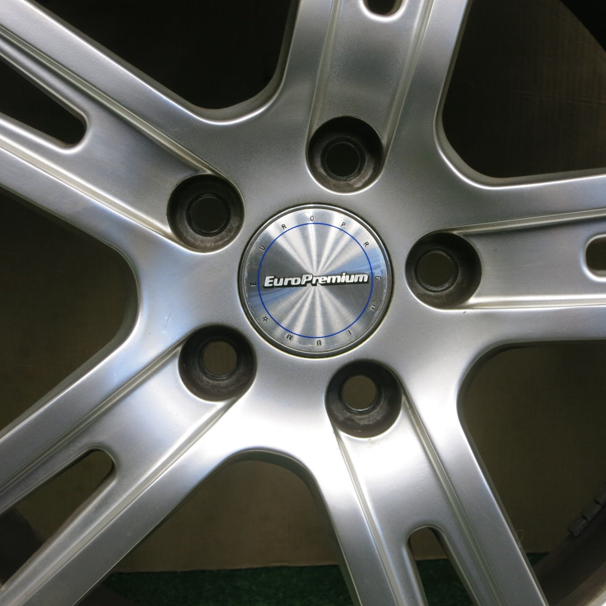 バリ溝！25年！9.5分★ボルボ 等 EuroPremium GENT 235/65R17 ヨコハマ BluEarth-XT AE61 ユーロプレミアム ゲント 17インチ PCD108/5H★6020103NKノ