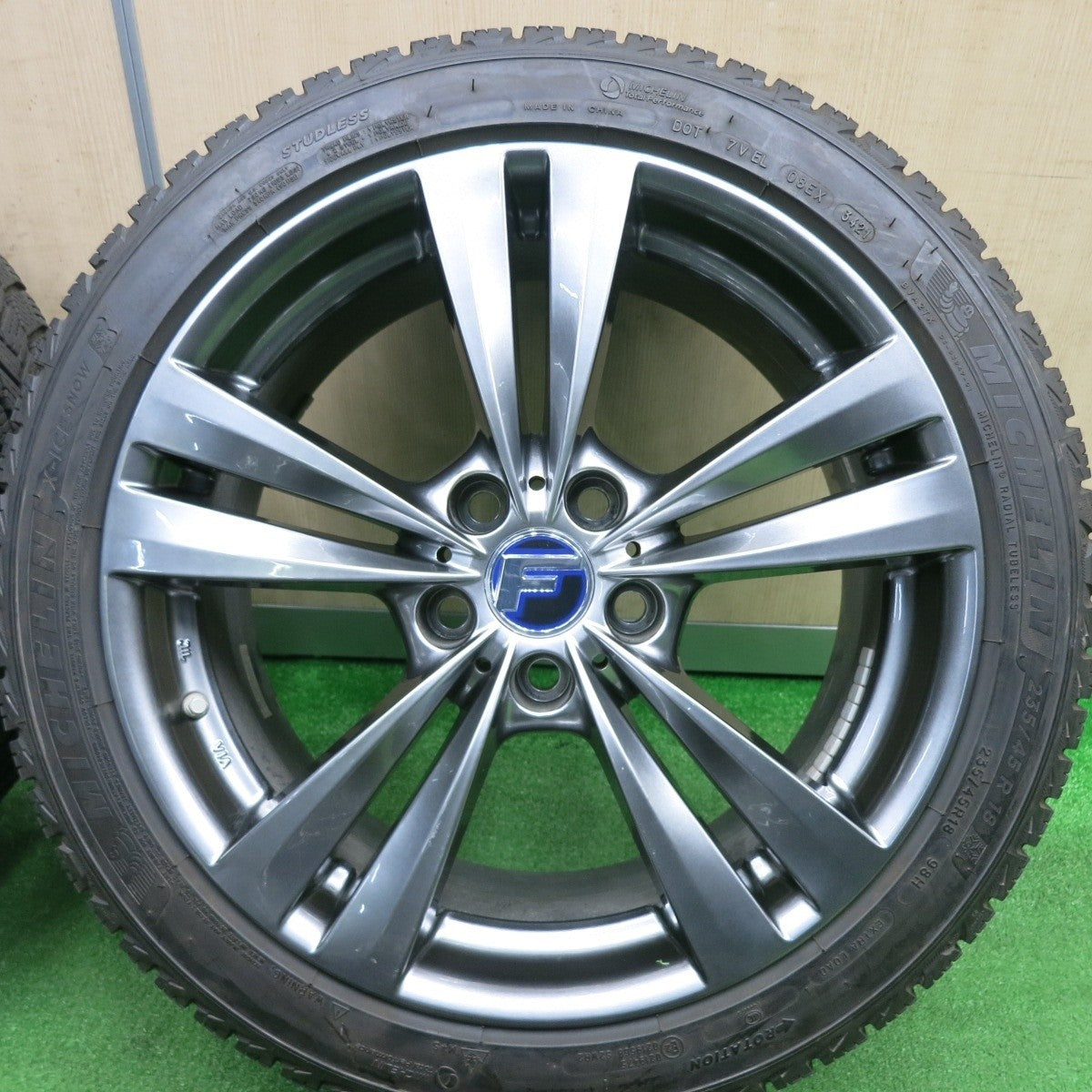 バリ溝！21年！9分★Lehrmeister L-F LOUNGE 235/45R18 スタッドレス ミシュラン X-ICE SNOW レアマイスター L-Fラウンジ 18インチ PCD114.3/5H★4122001TNス