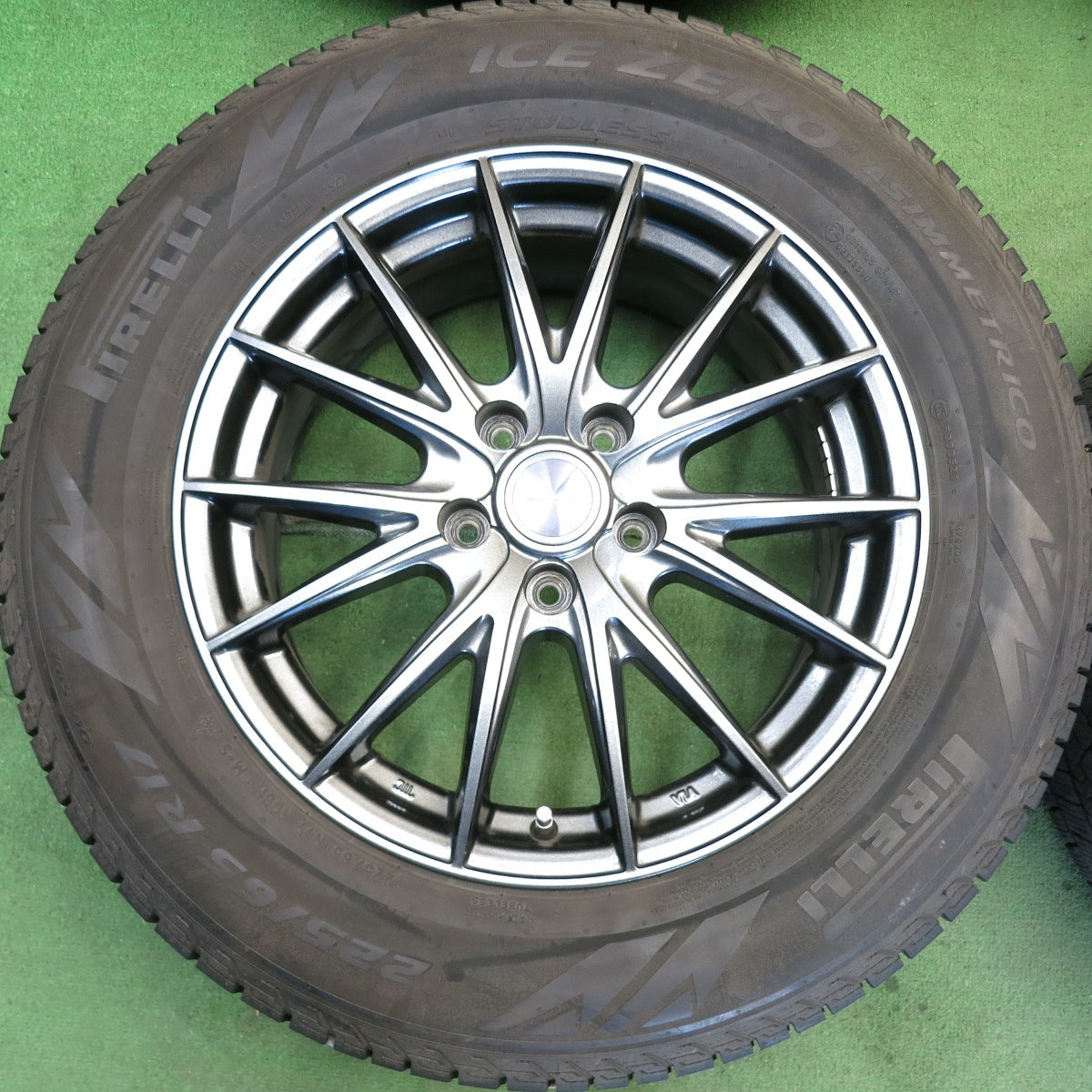バリ溝！22年！キレイ！9分★スタッドレス 225/65R17 ピレリ アイスゼロ アシンメトリコ VELVA SPORTZ ヴェルヴァ 17インチ PCD114.3/5H★6052403HAス