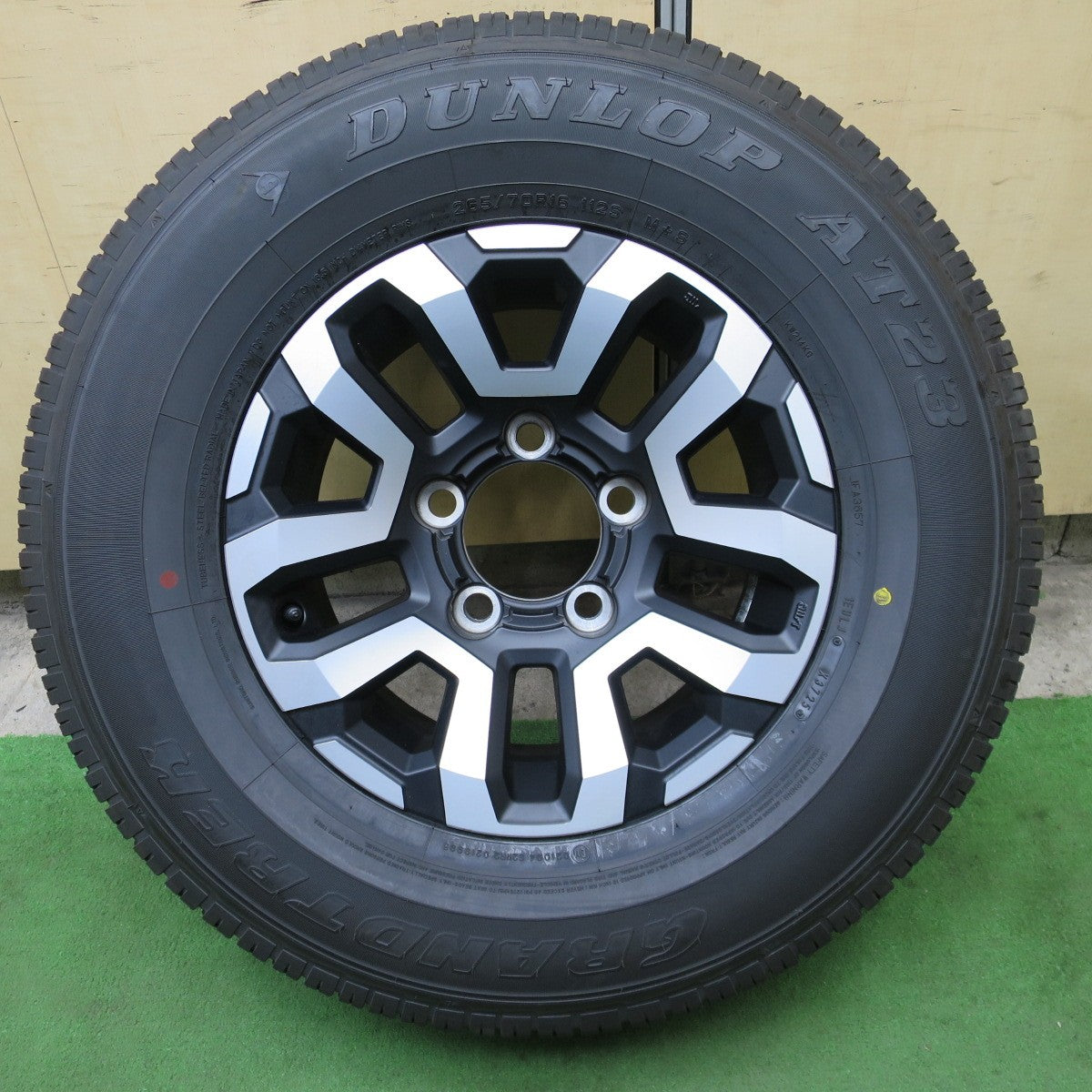 新車外し！25年！1本★トヨタ 70系 ランクル 純正 265/70R16 ダンロップ AT23 グラントレック 16インチ PCD150/5H★6031803ナノ