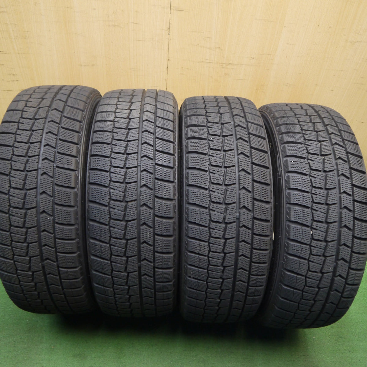 バリ溝！24年！9.5分◎スタッドレス 215/45R17 ダンロップ ウインターマックス WM02 FEID フェイド 17インチ PCD100 114.3/5H マルチ◎6091603Hス