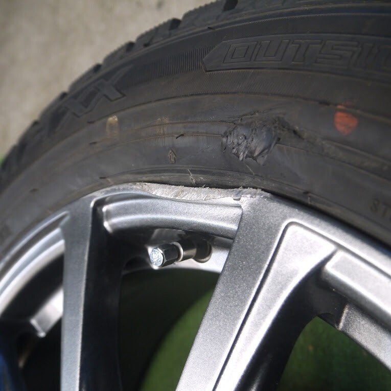 バリ溝 21年★スタッドレス 215/60R17 ダンロップ ウインターマックス WM02 EuroSpeed PCD114.3/5H★4021612Hス