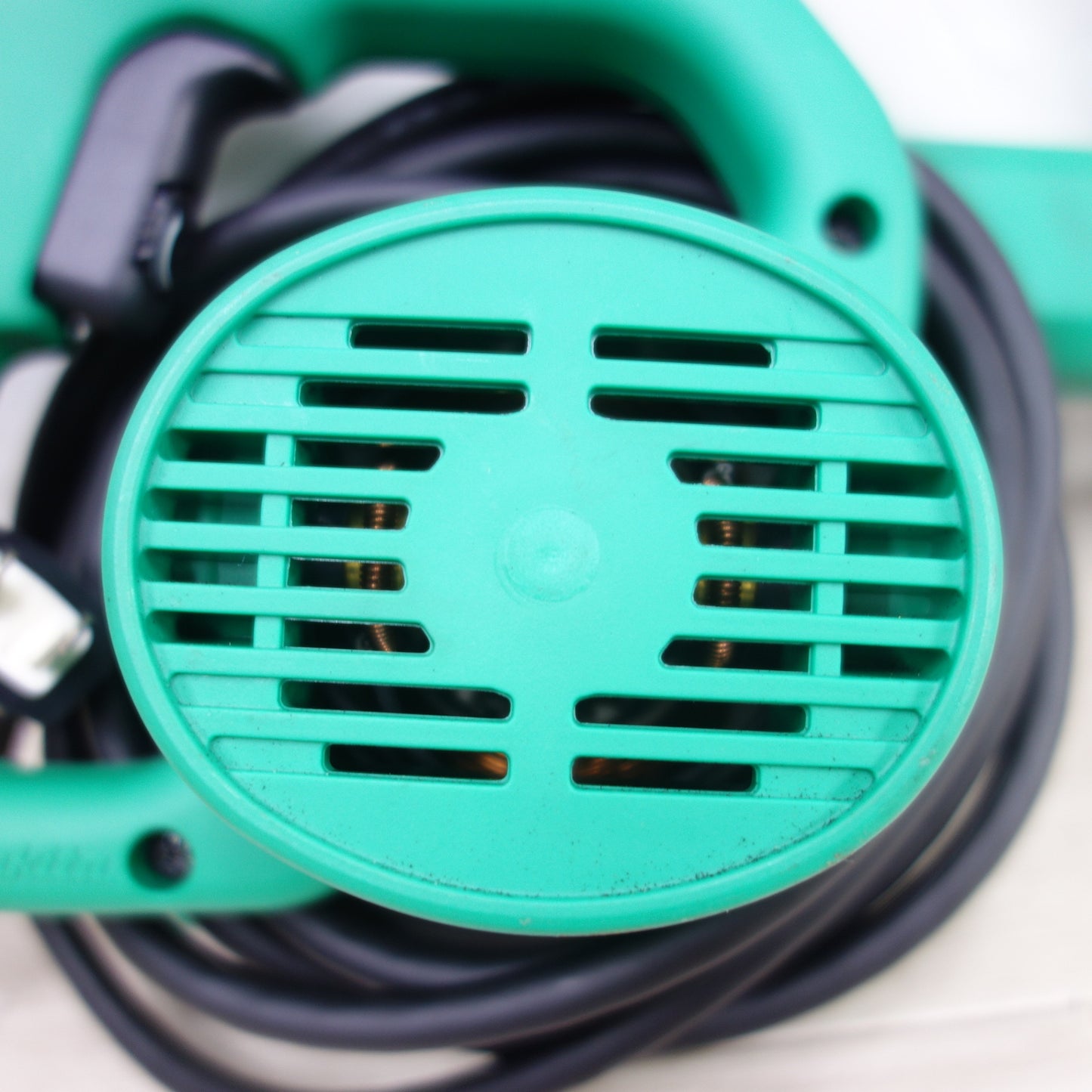 [送料無料] キレイ！付属品付き◆マキタ ブロワ MUB111 屋内用 電動 工具 集じん 集塵機 清掃 送風 送風機 無段 変速 makita◆